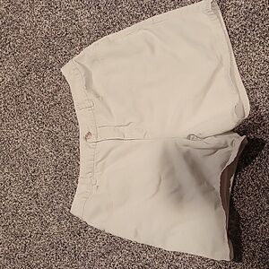 Mid-rise off white colored Jean shorts, women's 6